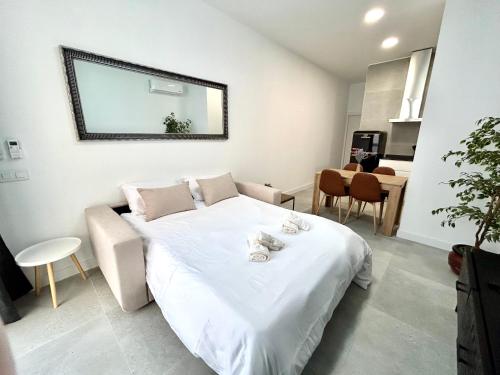 Valencia Getaway - Jacuzzi, Space & Comfort photo 23