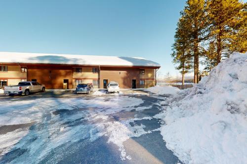 Foto dalla galleria di Crystal Beach Lakefront Condo a McCall