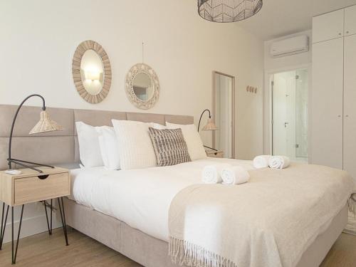 Príncipe Real Lovely Apt with AC
