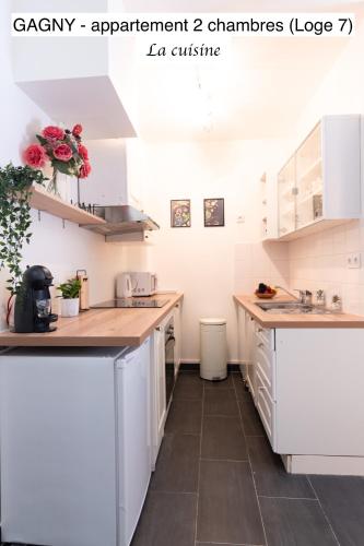 Dapur atau dapur kecil di Le Hangar Fleuri