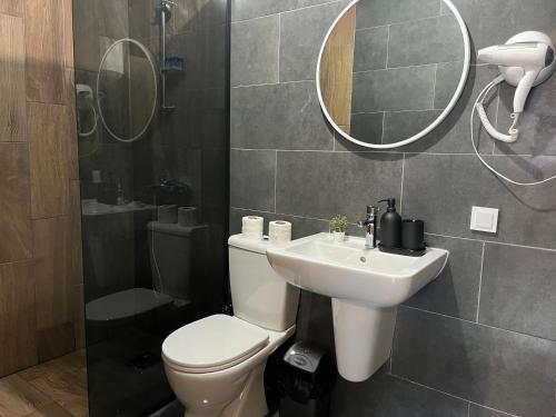 Phòng tắm tại Mickitos Cozy Studio One