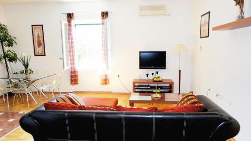 Gallery image of Luxurious Djuran Apartment in Split