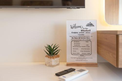 Certifikát, hodnocení, plakát nebo jiný dokument vystavený v ubytování Galaxy Pyramids View INN