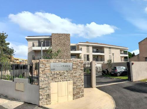 Appartement charmant à Six-Fours-les-Plages avec jardin