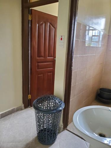 Koupelna v ubytování Marvel 2bdrm fully furnished at 360 luxury in Kitale