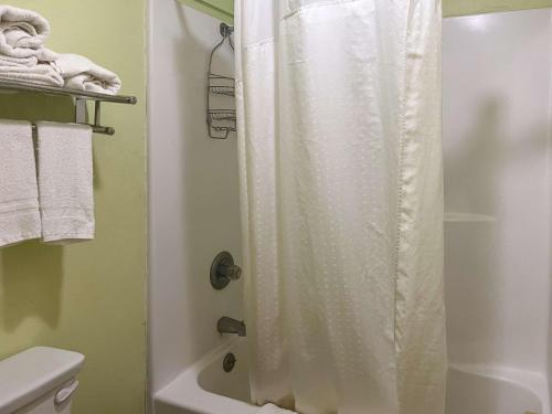 Koupelna v ubytování Motel 6 Tulia, TX
