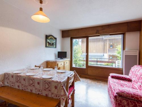 Appartement confortable à La Clusaz - 6 pers, Wifi, parking, proche pistes - FR-1-818-14