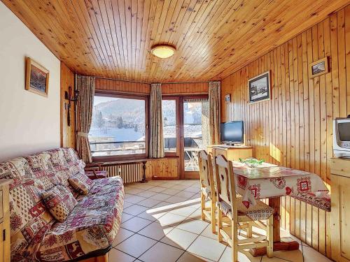 Studio cosy à La Clusaz pour 4 pers, parking inclus - FR-1-818-52