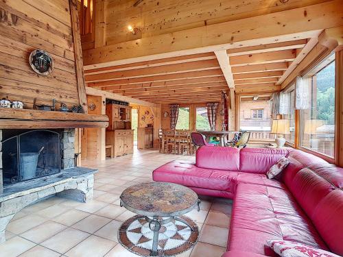 Chalet spacieux 4 chambres avec cheminée, parking et wifi à La Clusaz - FR-1-818-74