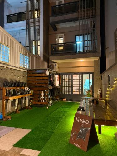 Gallery image of Hi Tray屋裡有個脆背包客棧 in Hengchun