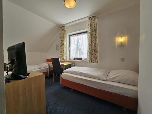 Postel nebo postele na pokoji v ubytování Arrivel am Bergson - bisher Hotel Neuner