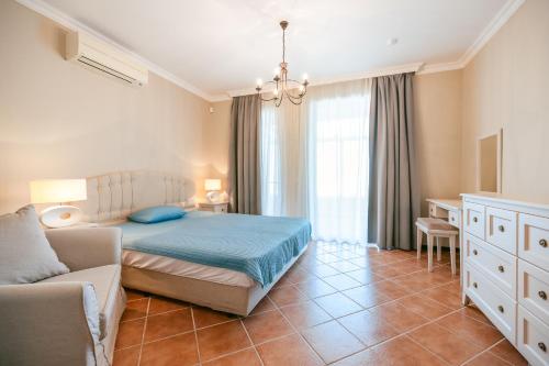 Ένα ή περισσότερα κρεβάτια σε δωμάτιο στο LUXURY APARTMENT Sozopolis