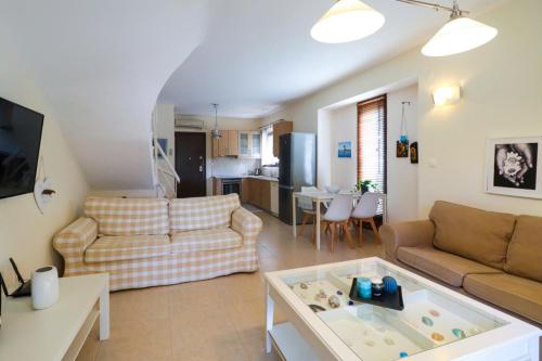 Guedin Sea Side Maisonette, Nikiti