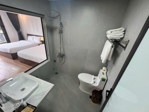 Koupelna v ubytování Sapa Warm Hotel
