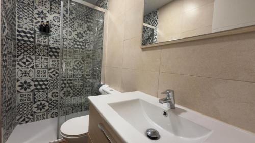 Central and Cozy in Madrid 3D