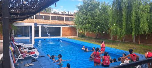 Πισίνα στο ή κοντά στο Apart Hotel Chilecito