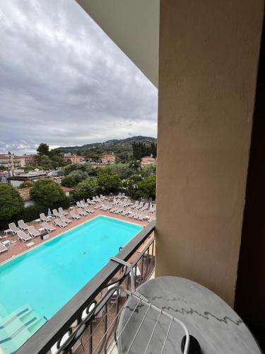 Bazén v ubytování Hotel Delle Mimose nebo v jeho okolí