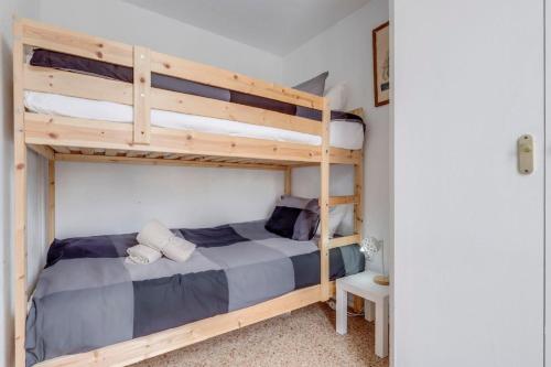 Nogalera Rainbow 2-bedroom apartment, Pool and parking BY NAMASTE ELITE