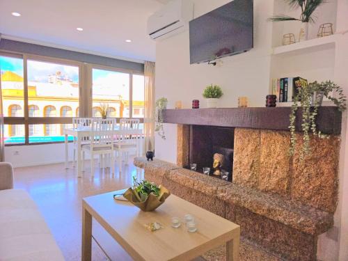 Nogalera Rainbow 2-bedroom apartment, Pool and parking BY NAMASTE ELITE