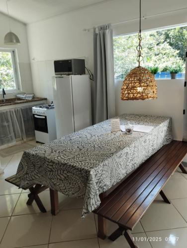 Dapur atau dapur kecil di Vila da Sol Itaipava casas e estúdios