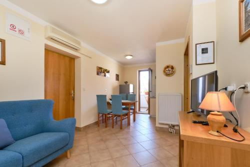 Apartments Anci