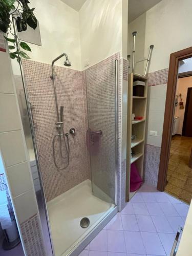 A bathroom at Via Capri 4