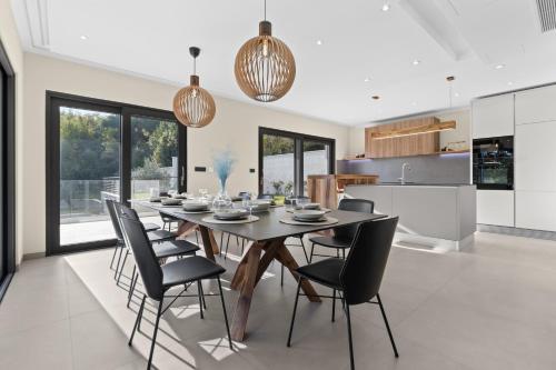 Casa Calme luxury villa surounded with nature Opatija including EVcharging station