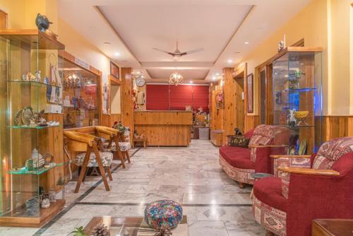 Nandini Villa Dharamshalaにあるシーティングエリア