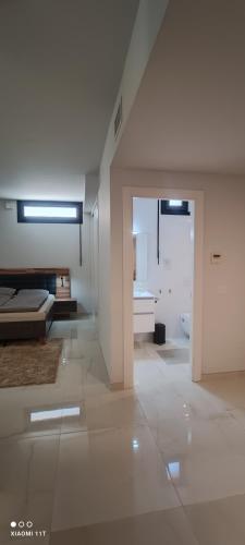 Luxurious Villa with private heated pool PMT12