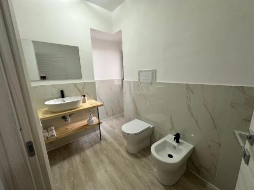 Ένα μπάνιο στο Centro-Archimede Rooms