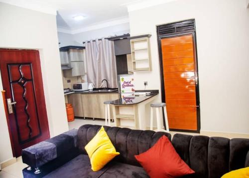 Kuchyň nebo kuchyňský kout v ubytování 7HillsGidRine Apartment