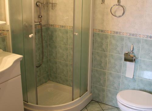 Ett badrum på Apartments Kovačič