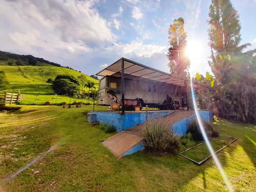 Příroda nedaleko luxury tent