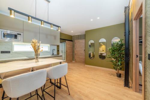 Η κουζίνα ή μικρή κουζίνα στο Ando apartments