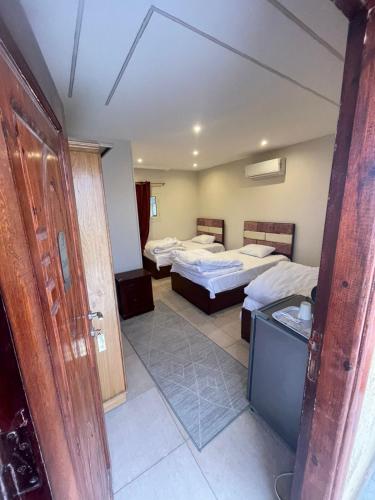 Sami pyramids and city view INN