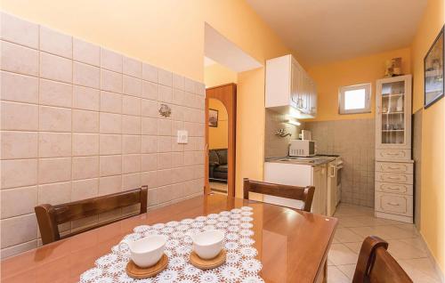 Gorgeous Apartment In Bibinje With Wifi