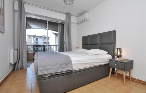 Gorgeous Apartment In Fréjus With Wifi