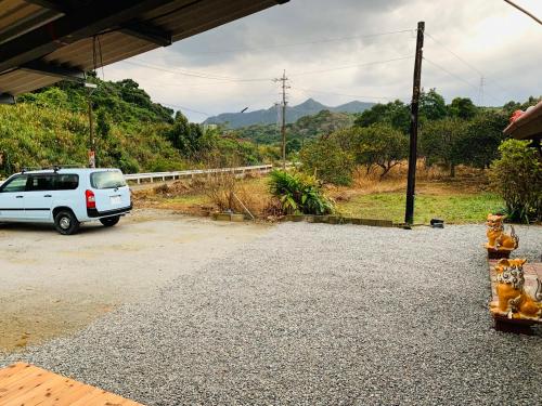 Landskap semula jadi dekat dengan rumah percutian