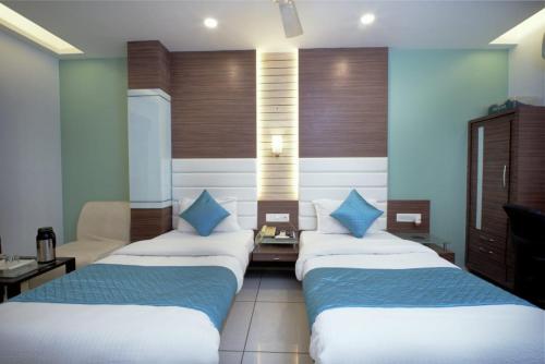 Gallery image of the grand hotel anand in Anand