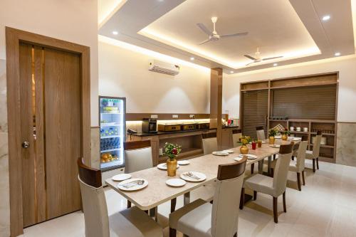 Posezení v ubytování The Orion Hotel Era - Delhi Airport