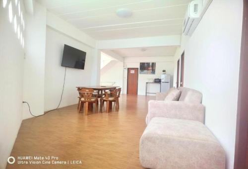 TV a/nebo společenská místnost v ubytování DreamStay