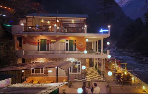 Το κτήριο όπου στεγάζεται  το hostel