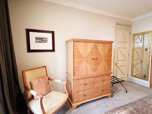 Katil atau katil-katil dalam bilik di Michelangelo Hotel Luxury 1 Bedroom Apartment- Nelson Mandela Square & Sandton City