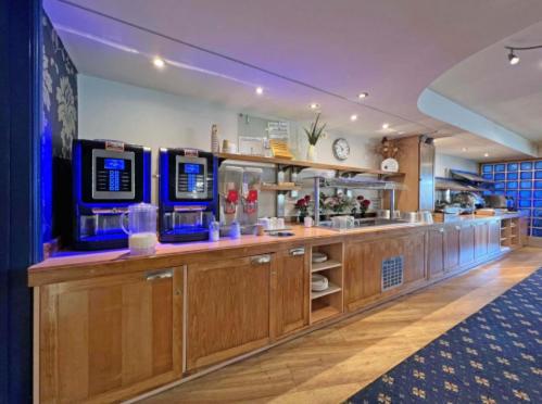 Ο χώρος του lounge ή του μπαρ στο Diamond Lodge