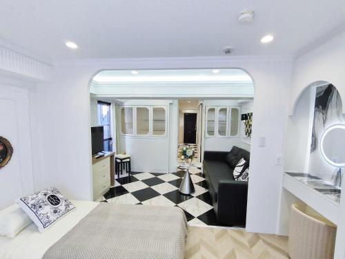 S19新宿最中心 歌舞伎町 東新宿站5分 3室1厅 最大7人-Shinjuku center 3 rooms 5 mins to St, Max 7P 直达新宿 涉谷 表参道 池袋 上野 代代木 银座 原宿