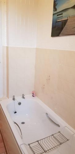 Gambar di galeri bagi Garmoyle House & Garmoyle Mid Cottage di Dumbarton