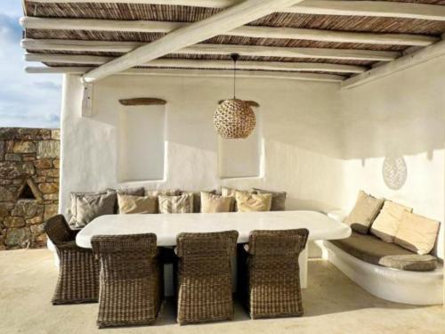 White Rock Suites & Villas photo 3