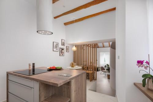 Φωτογραφία από το άλμπουμ του Villa Emelie, Luxury Oasis Near Dubrovnik σε Zastolje