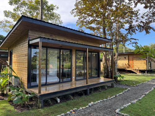 Gallery image of the surf lodge in Big Creek