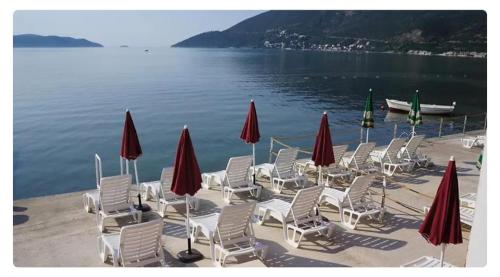 Peisaj natural din apropierea acestui apartament